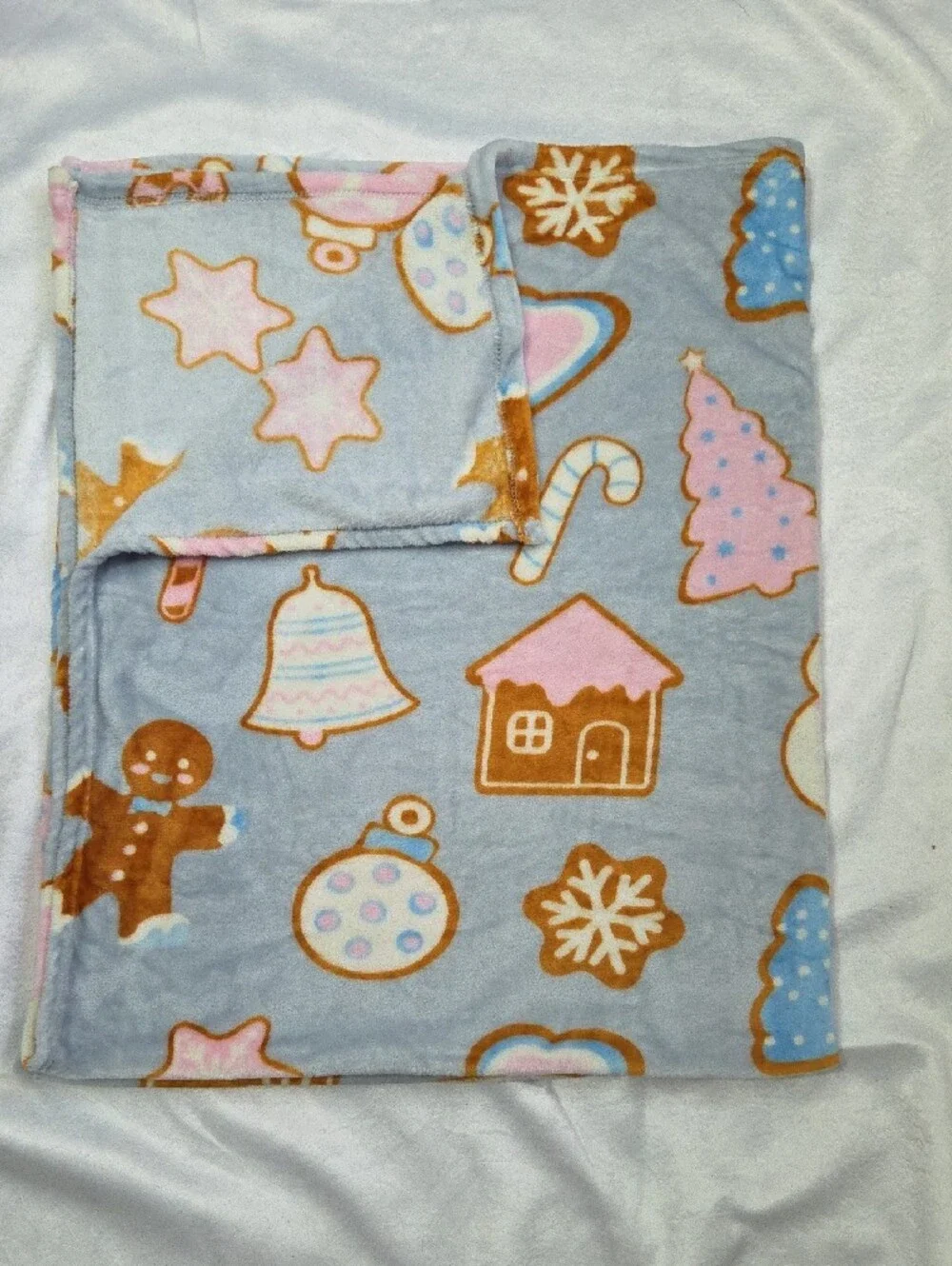 Source Unknown soft fleece